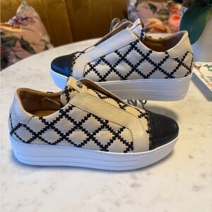 Russell & Bromley London cream and black leather sneakers- Size 39
